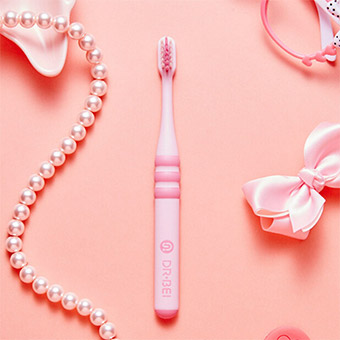 Doctor Bei Kids Toothbrush в наличии розовая